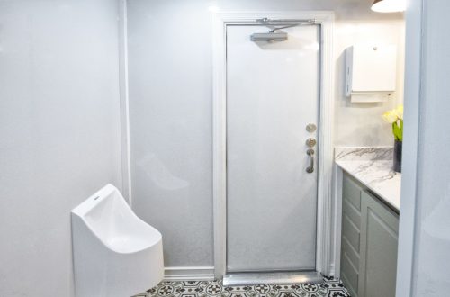 Using Portable Bathroom Units For Construction